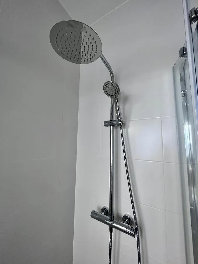 Apartment Gatu El Mirador De La Vina, Preferente Mayores De 25 Anos Y Familias Cadiz