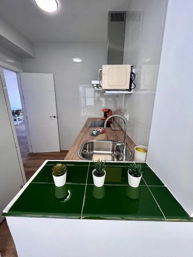 Gatu El Mirador De La Vina, Preferente Mayores De 25 Anos Y Familias Cadiz Apartment